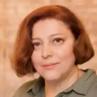 Белоусова Елена Романовна